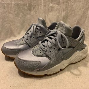 NIKE Air Huarache Run PRM Grey Croc - Size 9